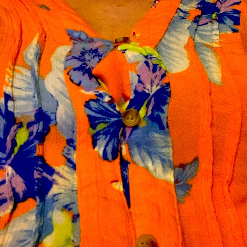 Caribbean Hawaian Tropical‎ Floral three quarters top
Orange Blue Size Large